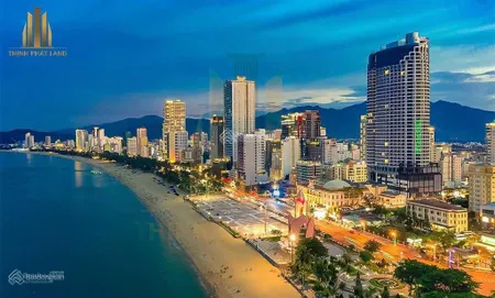 Bán đất xây khách sạn 291.8m2 giá 310 tr/m2 mặt tiền nguyễn thị minh khai