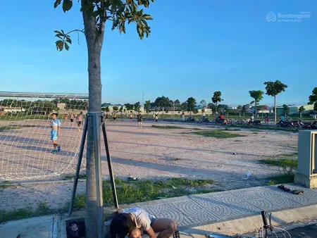 Bán đất sân bay quốc tế long thành cách 4km giá 12tr/m2 mặt tiền đường 60m ,có sổ hồng riêng