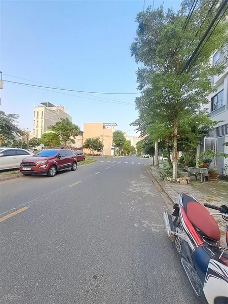 Bán lô đất mt nguyễn đình sát góc dt 92m ngang 5m