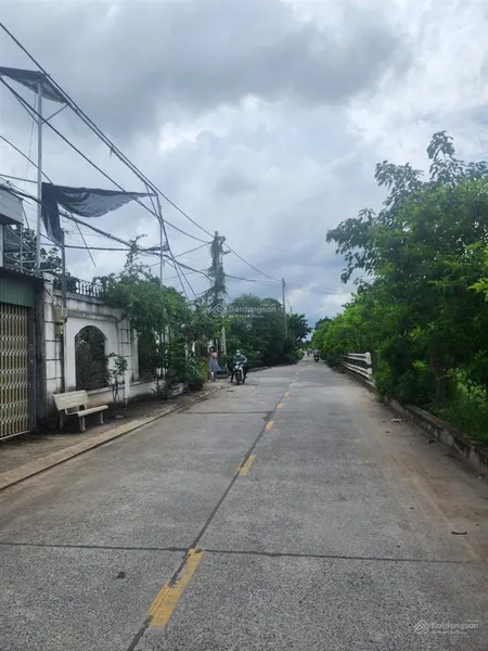 Bán đất 130m2, 6 tỷ tại mt đường thạnh lộc 25, p thạnh lộc, q12, hcm chỉ 46trm2