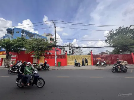 Bán lô đất góc 2mt ngay trường chinh, đối diện chung cư phúc yên