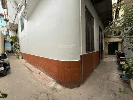 Bán nhà lạc long quân thụy khuê .lô góc ngõ nông diện tích 60 m, mặt tiền 6m .nhỉnh 11 tỷ