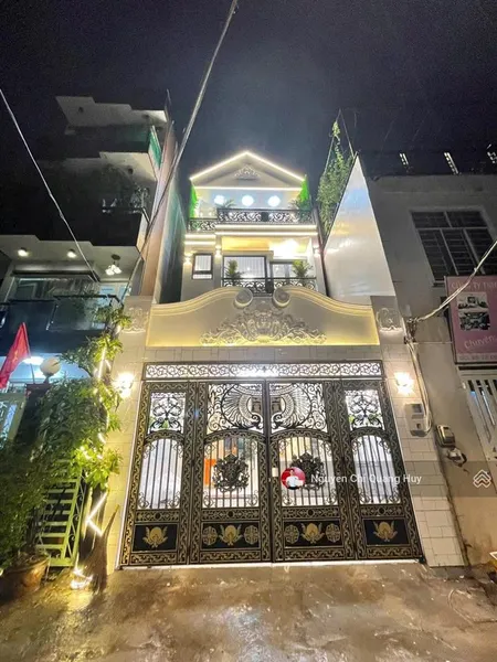 Nhà phố tân cổ điển đường thông xe hơi 8m 90 dương cát lợi cách quận 07 300m 5x20m giá 8,9 tỷ