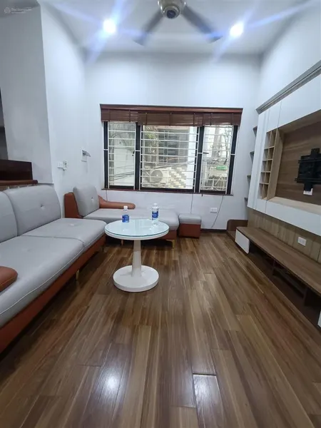 Rẻ nhất mễ trì nhà ngõ thông lô góc ô tô đỗ cửa kinh doanh nhỏ 40m2 5 tầng 7tỉ hơn