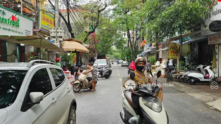Chính chủ cần bán gấp nhà mặt phố bế văn đàn hđ. đường 20m. kinh doanh sầm uất, cực lộc. giá 25tỷ99
