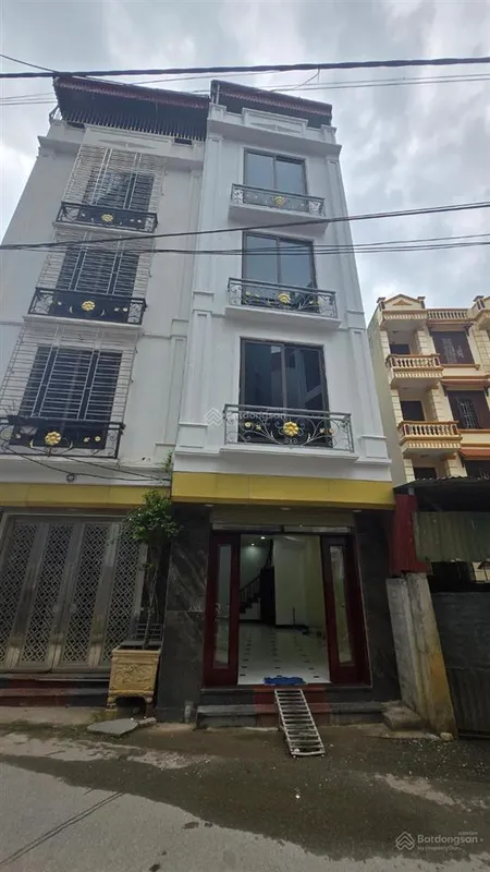 Bán nhà phố lụa vạn phúc hà đông, 41m, 5 tầng, ô tô đỗ cửa, giá 12.x tỷ