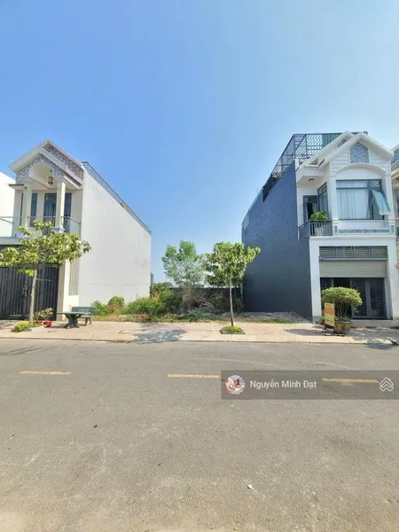 Chính chủ cần tiền bán gấp 100m2 full thổ ở phú khương, bến tre giá 760tr mt nhựa 6m, sổ riêng