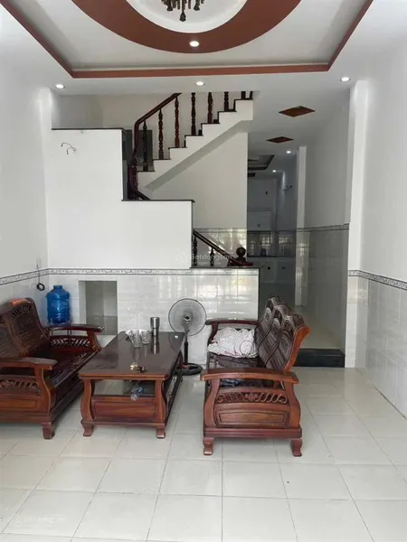 Nhà trệt lầu ngay lòng phước bình khu bàn cờ liền kề gobal city 56m2 sàn 106m2 q9 cũ