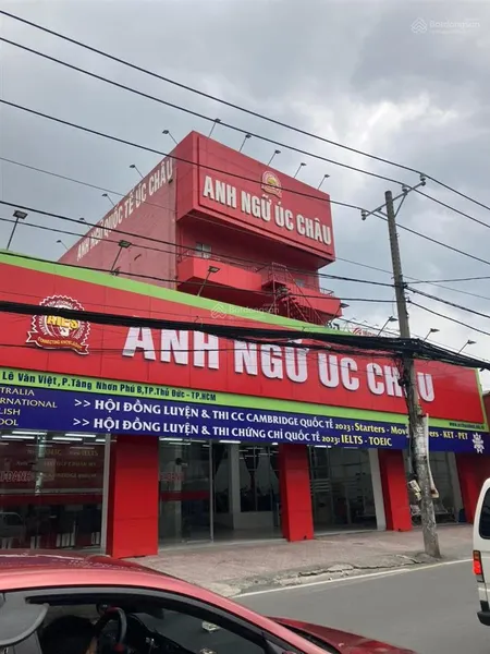 Bán gấp tòa nhà (17x51)m=870m2 mặt tiền đường lê văn việt đang cho ngân hàng thuê 200tr/tháng