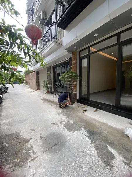 Bán nhà đường ngô thì sỹ, vạn phúc, hà đông, 9,8 tỷ, ô tô đỗ cửa, sát galaxy.