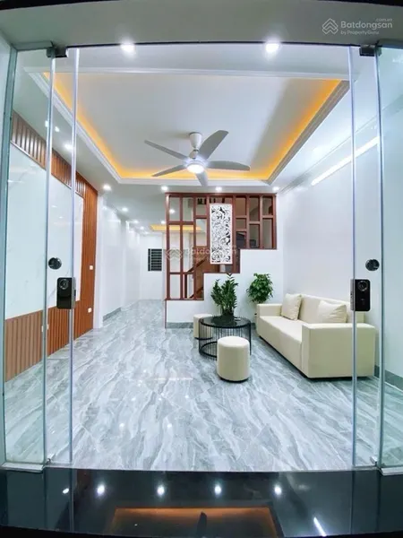 Bán nhà vĩnh hưng 5 tầng 6 phòng ngủ ở hoặc cho thuê hái ra tiền, sát oto tránh, 35m2, 6.15 tỷ