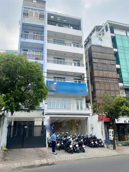 Vị trí cực đẹp mặt tiền kd ngay đường 3/2 dt 5x17m 6 tầng ngay trung tâm tp mở vp cty gía 28,3 tỷ