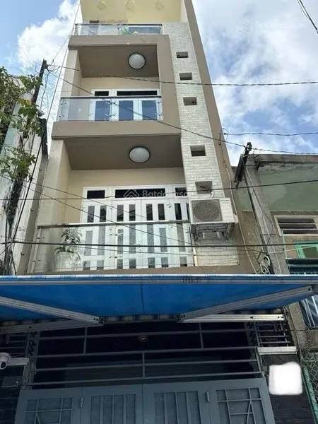 Bán nhà đường lê hồng phong, q10 hcm dt 50m2 4 tầng chỉ 10,89 tỷ