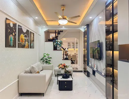 Siêu nét 6 tỷ hơn bán nhà hoàng hoa thám, ba đình, lô góc 3 thoáng vị trí trung tâm ,dt 46m2 x5tầng