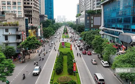 Chủ ở nc ngoài bán gấp giá đầu tư ,mặt phố thanh xuân đường đôi 50m 2 mặt tiền, chỉ 400tr/m2