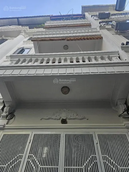 Bán nhà phố yên lạc hai bà trưng ô tô vào nhà 39m 4 tầng giá 13.1 tỷ