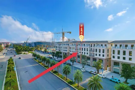 Bán shophouse đường rộng 51m, sát vách toà văn phòng 30 tầng. giảm 8 tỷ chỉ còn 25 tỷ. 0978 998 ***