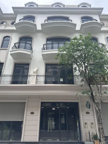 Chính chủ cần bán căn sao biển vị trí cực đẹp giáp khu chung cư, căn 58,5m2 ban công to