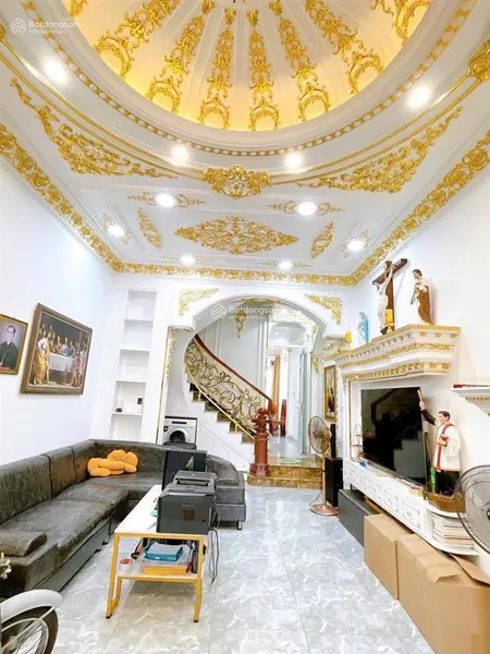 Bán nhà hẻm xe hơi phường tân sơn nhì quận tân phú dt 4x18 đúc 1 trệt 3 lầu bán 9,5 tỷ