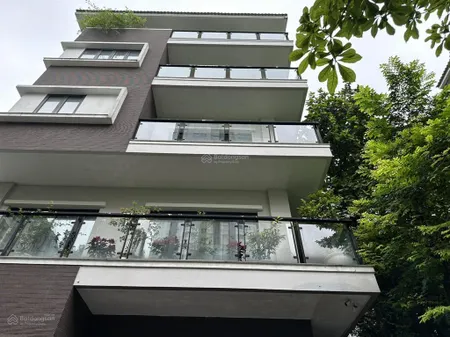 Bán nhà mặt phố hoàng ngân 68m2 5.5m mặt tiền 5 tầng 2 thoáng vỉa hè ôtô tránh 23.5 tỷ
