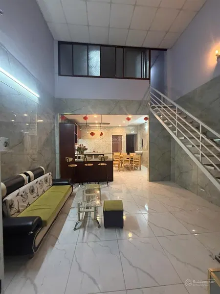 Bán nhà 1 trệt 1 lững 65m2 ngang 4,5m2 đường quang trung giáp hiệp phú q9trục gần ngã tư tđ