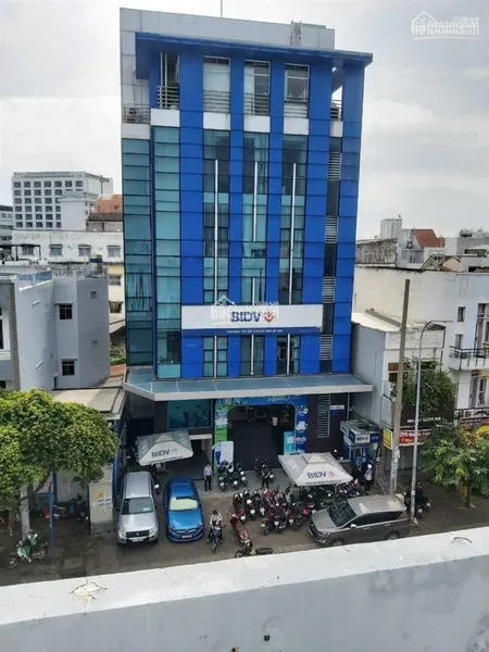 Dòng tiền 4,7tỷ/năm. bán gấp tòa nhà mặt tiền phạm văn đồng q. thủ đức dt 15x38m2 gía 72.5 tỷ