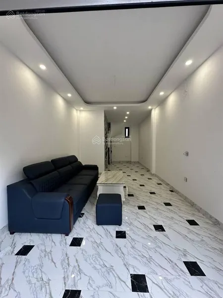 Bán nhà dương văn bé, hai bà trưng phân lô mới tinh 5 tầng, thang máy, sát phố, dt 35m2 giá 8.5 tỷ