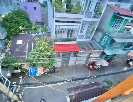Bán nhà hẻm xe tải cách mạng tháng 8, quận 10, dt 3,8x12m, 1 trệt, 2 lầu, giá 8.9 tỷ 0909 505 ***
