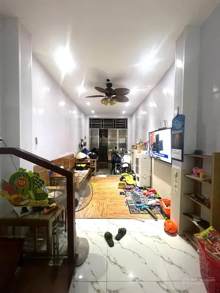 Bán nhà riêng 328 nguyễn trãi, thanh xuân 34m, ở ngay, 10m ra phố kinh doanh ô tô, chỉ hơn 7 tỷ