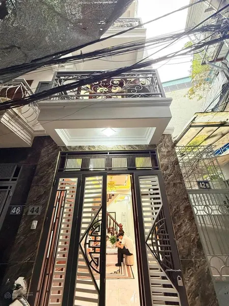 Bán nhà bùi xương trạch 37m2 4 tầng giá chỉ 9,4tỷ nội thất đẹp ngõ ô tô sổ đẹp pháp lý sạch