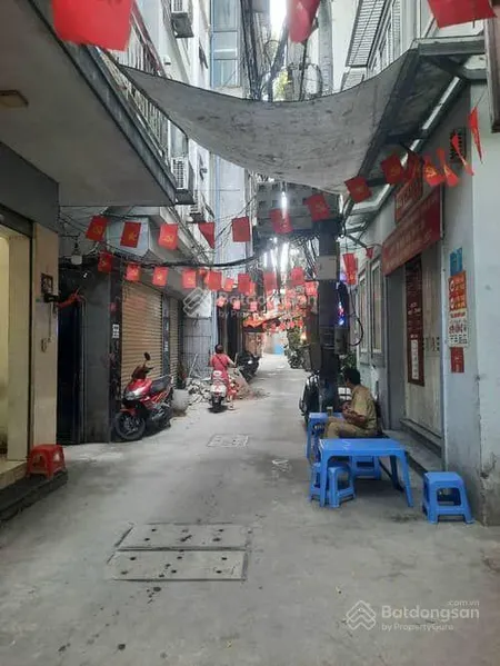 Bán nhà phố khâm thiên quận đống đa