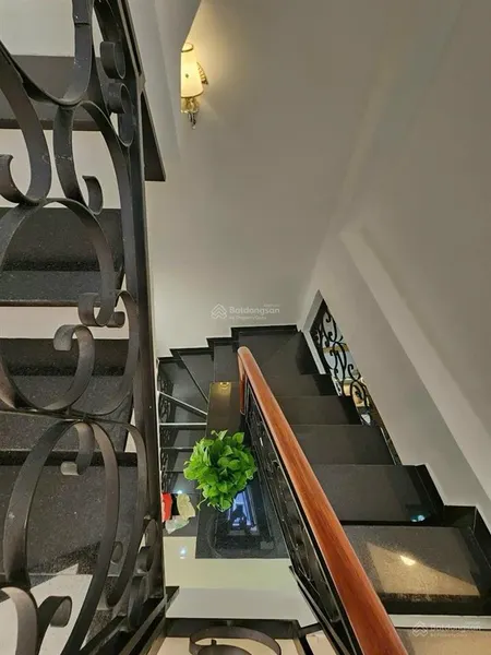 Bán nhà nhỏ đẹp bình quới, p28, 32m2, 3.2 tỉ tl