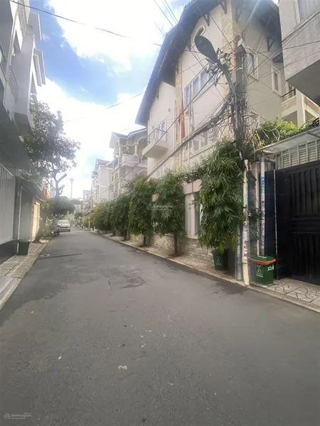 Nhà tân sơn nhì, 60 m² 4 tầng chỉ 7 tỷ hẻm 6 m rẻ nhất khu