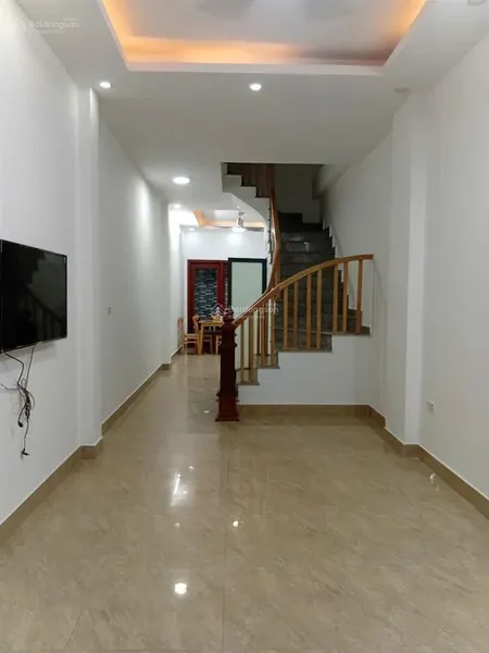 Chính chủ bán nhà yên ngưu tam hiệp thanh trì. dt46m, 4t, ô tô đỗ gần, sổ cc, giá 6.65 tỷ.