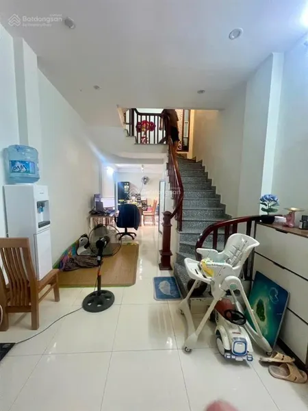Bán nhà tứ hiệp dân xây gác lửng hiếm đẹp full nội thất ngay gần tái định cư gần khu iec