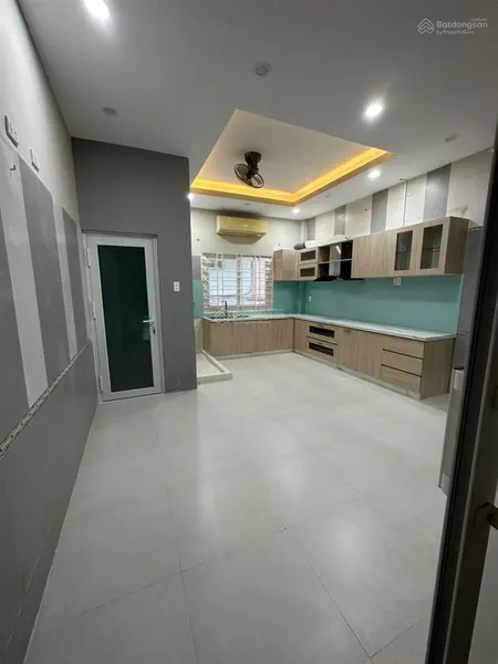 Mtkd đường tân hoá (4.7*19m, 3 lầu), quận 11 chỉ 12.5 tỷ tl