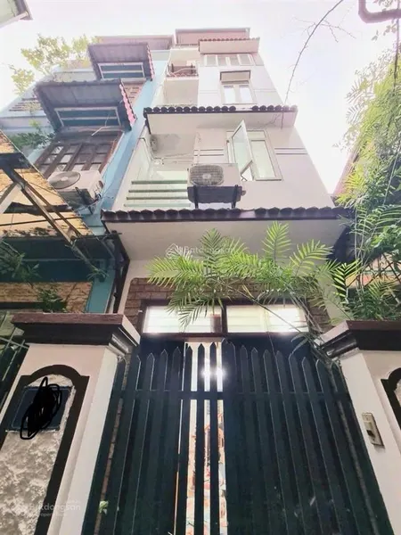 Bán nhà phố thụy khuê 5 tầng 6 pn cho thuê ngõ nông sđcc 8,3 tỷ