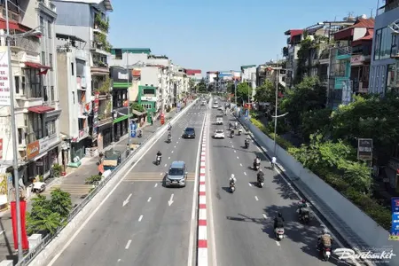 Bán nhà 5 tầng diện tích 44m2 mặt tiền 5m. mặt phố âu cơ tây hồhà nội0981 222 ***