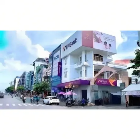 Bán nhà trường chinh, 5x23m, 2 tầng, 9.x tỷ, gần nhà thờ + chợ lạc quang.