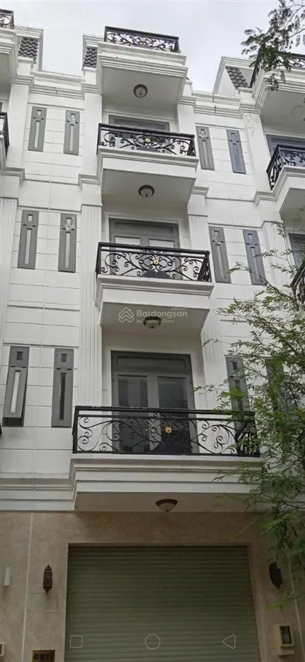 4 lầu mặt tiền sông, dòng tiền 313 triệu/năm, bán 5tỷ6