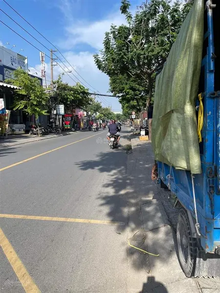 Nhà mtkd đường tỉnh lộ 10, khu tên lửa, 4x32m, 1 lầu, 13 tỷ, 0935 721 *** kim hữu