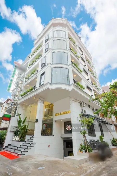 Bán gấp tòa building 7 tầng góc 2 mặt tiền võ thị sáu, quận 1. (11x18m) hđt 230tr/tháng giá 41 tỷ