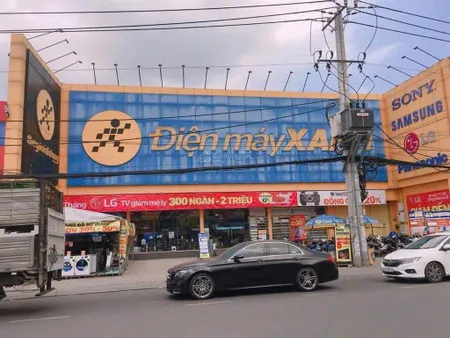 Bán khuôn đất góc 2 mặt tiền ngay trần hưng đạo dt 13 x 60m. cn 705m2 giá bán 320 tỷ tl