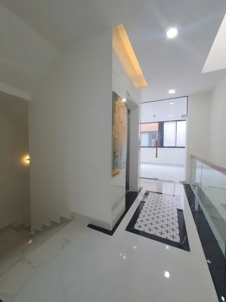 BDS HVL [NC] Cho thuê nhà phố SoHo Global City 5 tầng 5x19, mới , hoàn thiện cao cấp