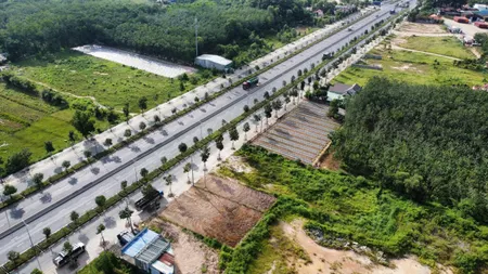 Bán đất mặt tiền đường Mỹ Phước Tân Vạn