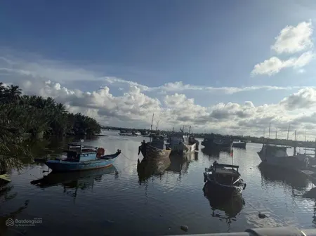 Bán lô đất view sông mặt tiền phù đổng thiên vương hội an 6 tỷ 100, 240m2, nở hậu