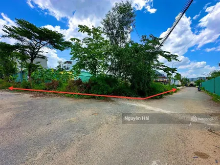 Giảm 3 tỷ bán đất góc 2 mặt tiền, kdc thời báo kinh tế, phường phú hữu. dt 511 m2. giá 29 tr/m