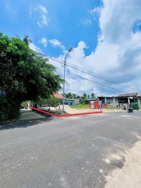 Lô góc 2 mặt tiền đường nhựa hl45 rộng 13m. trực diện sông cái view quá đẹp và thoáng mát