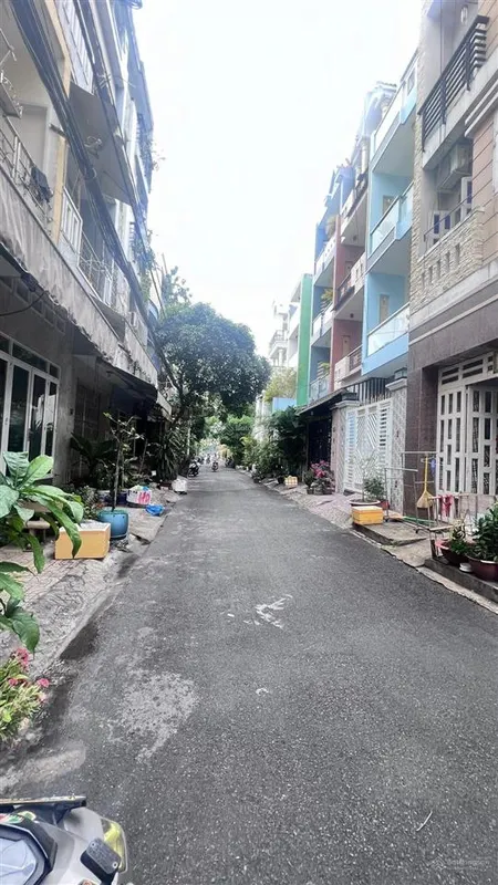 Bán đất 2 mt trước sau khu tên lửa, đường số 10, dt 4 x 13m, giá 5,9 tỷ.