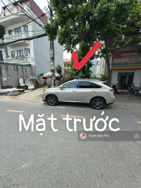 Bán đất việt hưng, long biên 121m2 mt 5m 26.9 tỷ. vỉa hè, hai mặt đường oto tránh, chia lô 2
